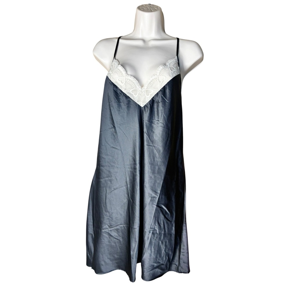 Flora by Flora Nikrooz Nightgown Women Small Black Satin Lace Heart‎ Chemise S